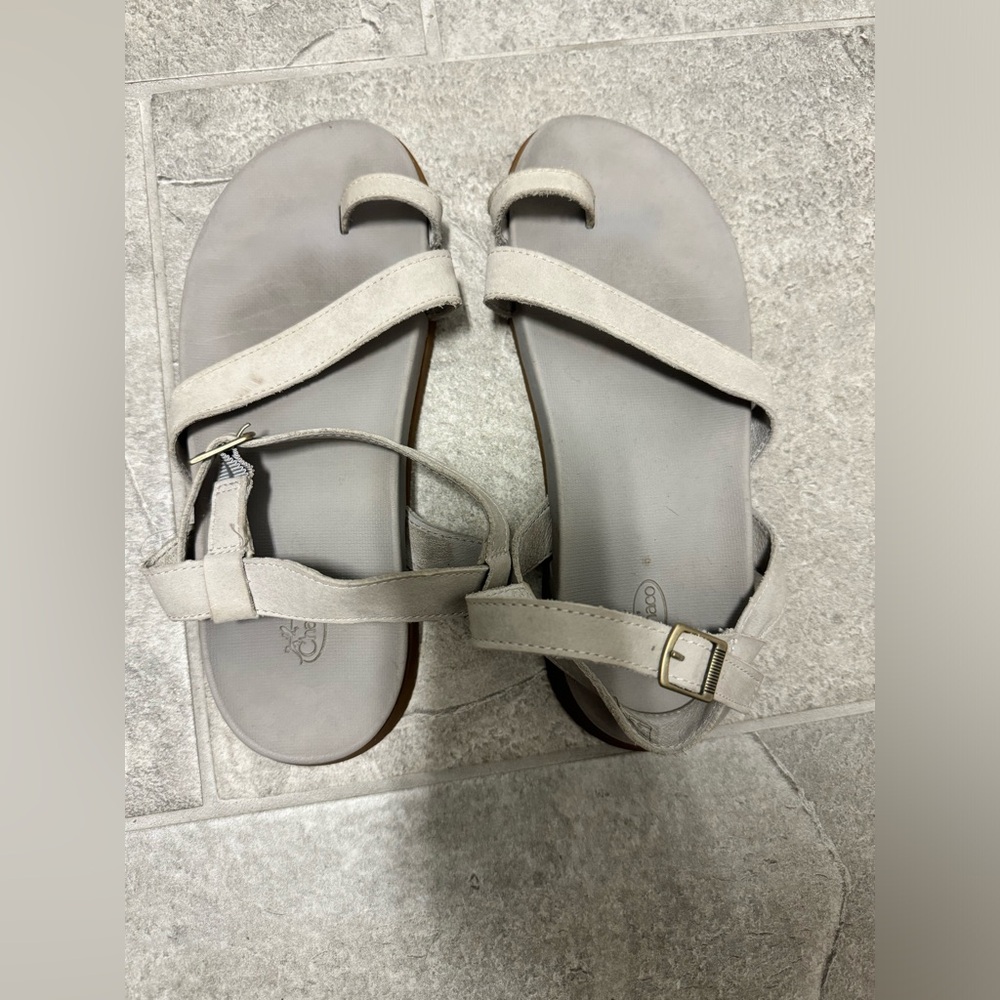 Women’s size 7 US 38 EU Chacos